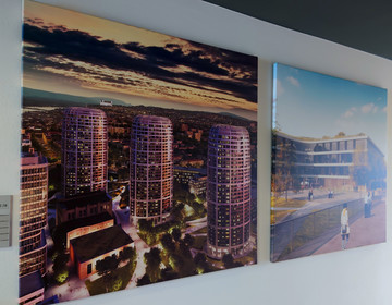 Foto obrazy na plátně na dřevěném rámu, interiéry prodejny SENESI